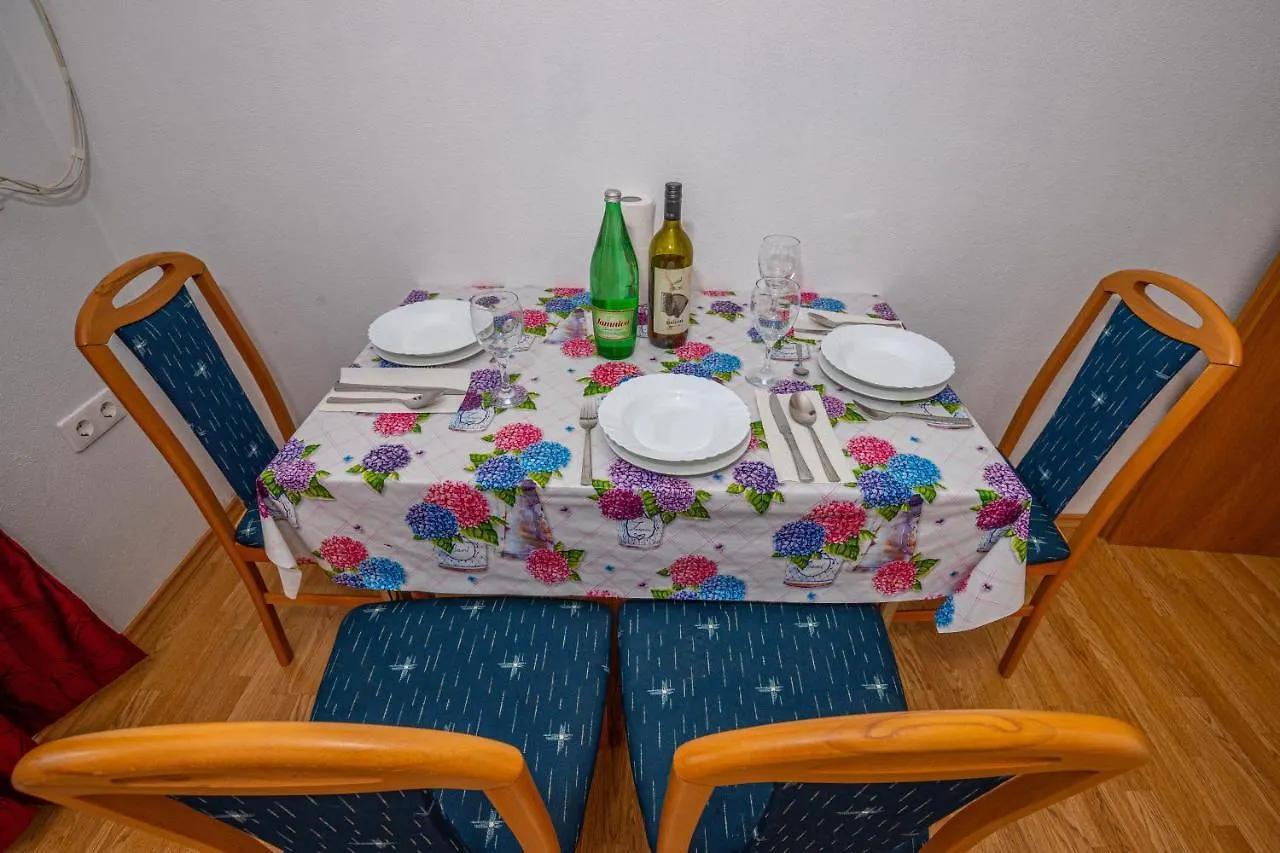 Apartman Kata 1 Apartment Crikvenica 0*,